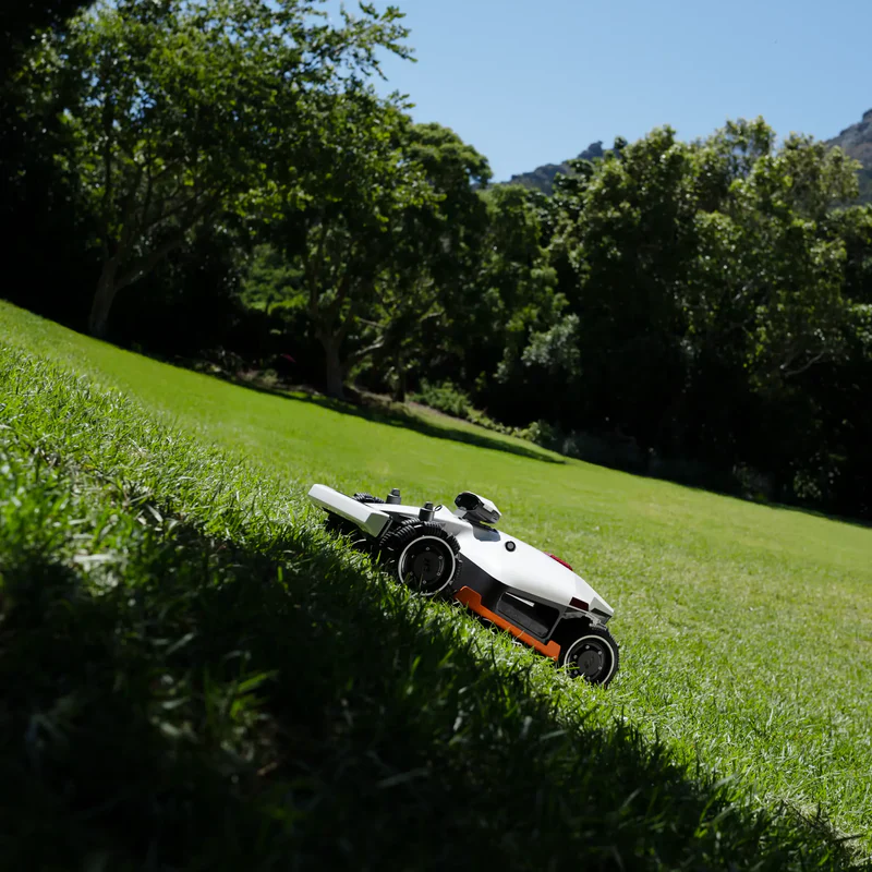 Robot tondeuse Liberté Jardin